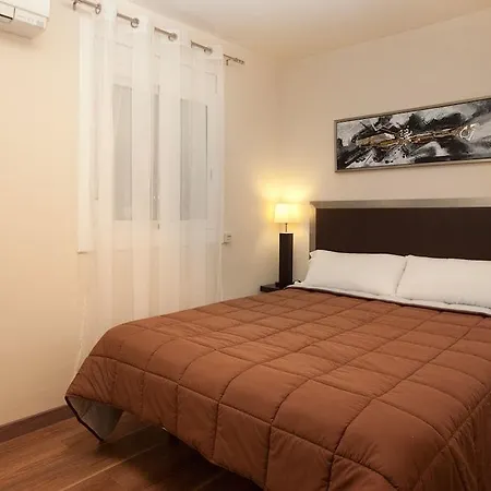Alcam Laforja Apartman *
